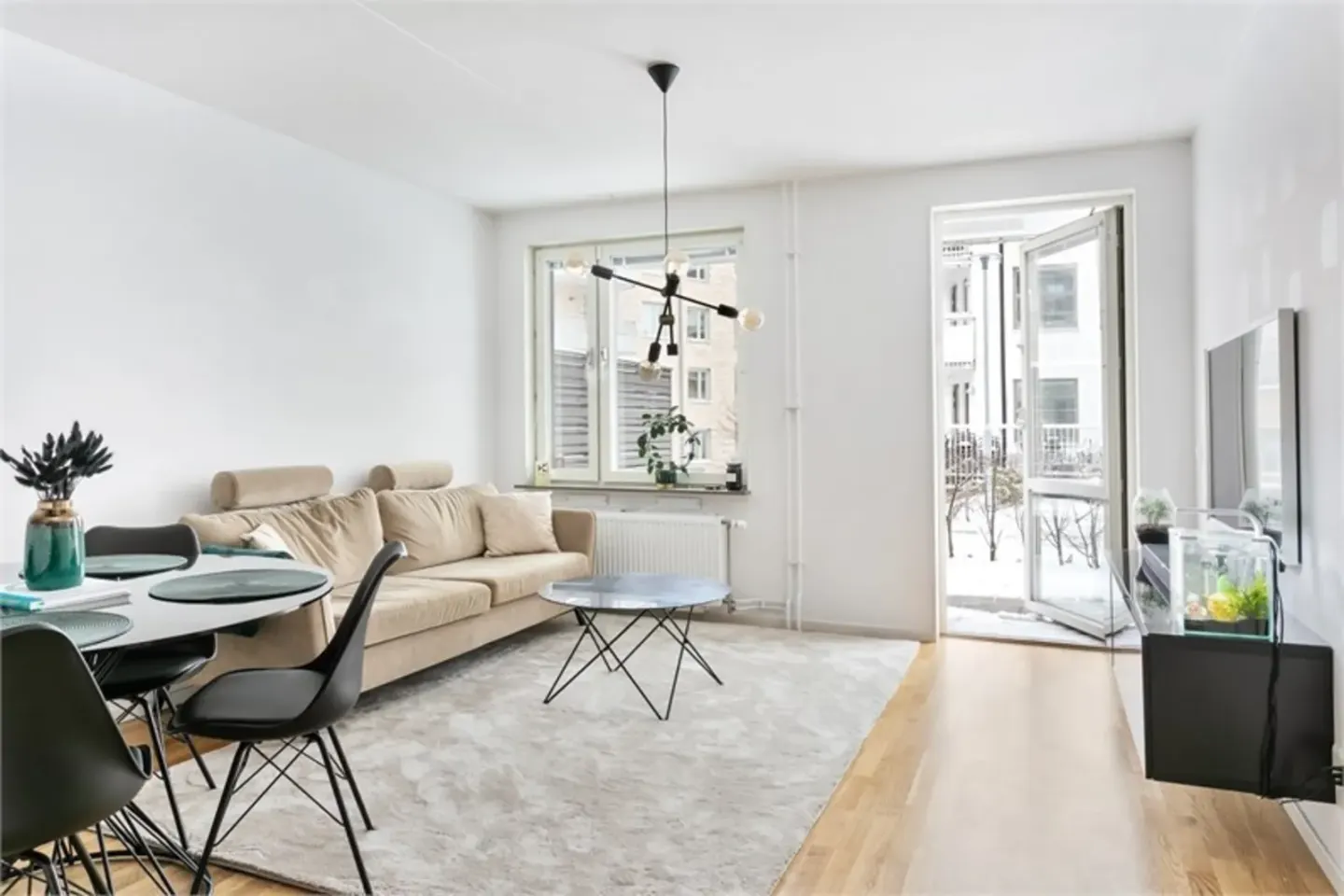 Bostadsrätt med 2 rum på Hättkvarnsgatan 5 i Järfälla, bild 2 av 4