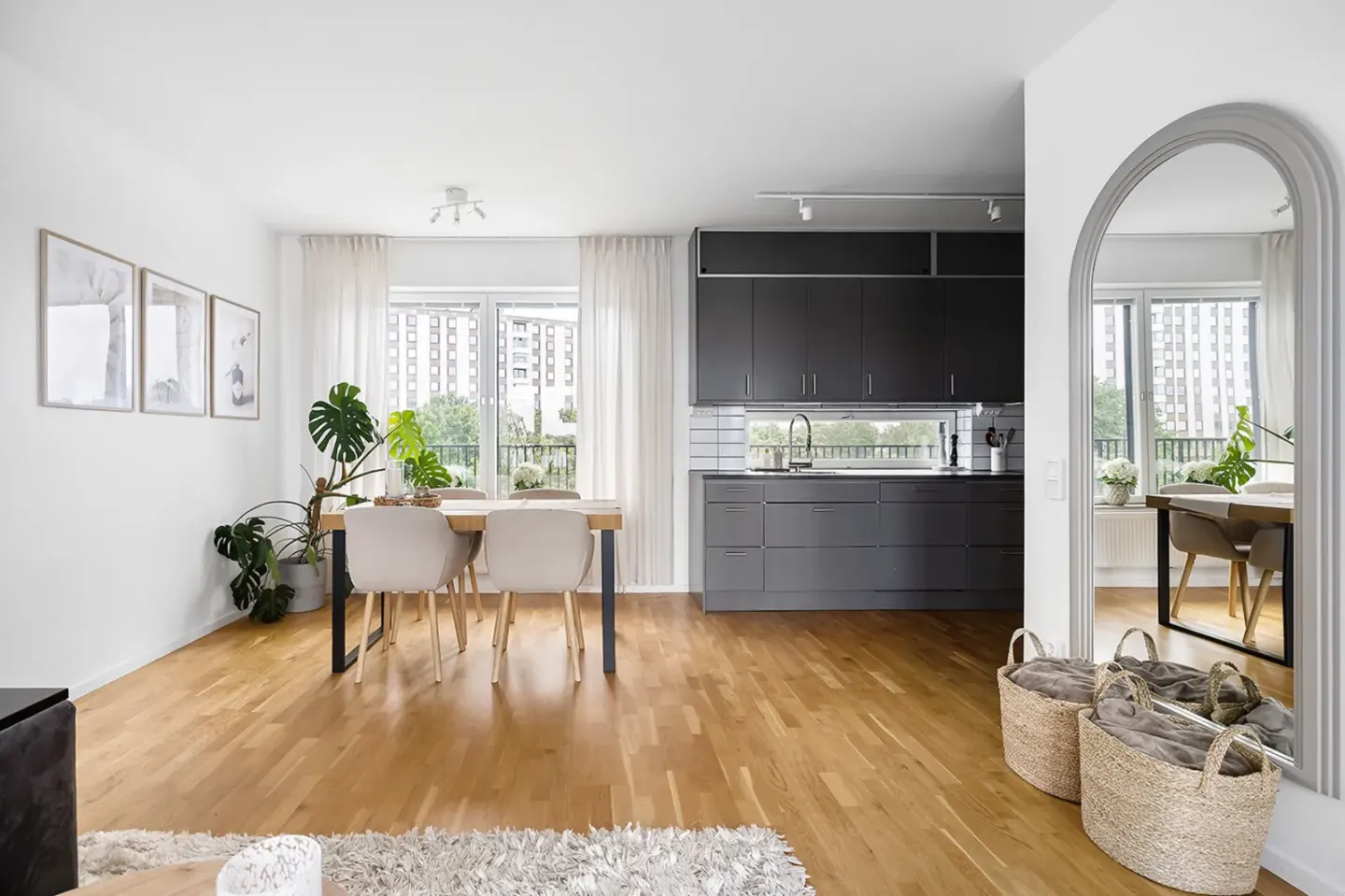 Bostadsrätt med 3 rum på Hästskovägen 86 i Järfälla, bild 4 av 4
