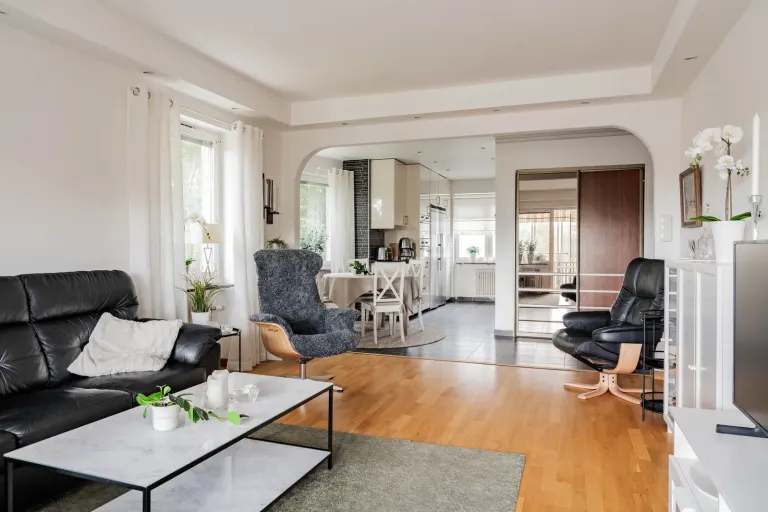 Bostadsrätt med 4 rum på Skånegatan 14A i Helsingborg, bild 3 av 4