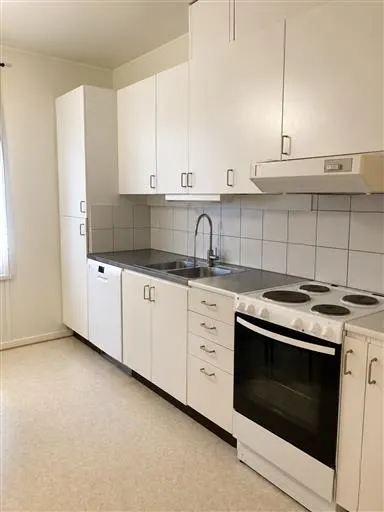 Hyresrätt med 2 rum på SKOLGATAN 40 i Örebro, bild 2 av 4