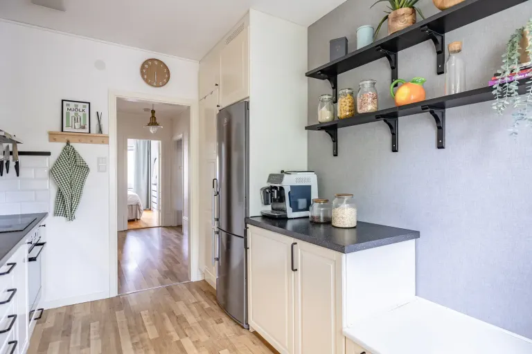 Bostadsrätt med 4 rum på Ulvsbygatan 3b i Karlstad, bild 4 av 4
