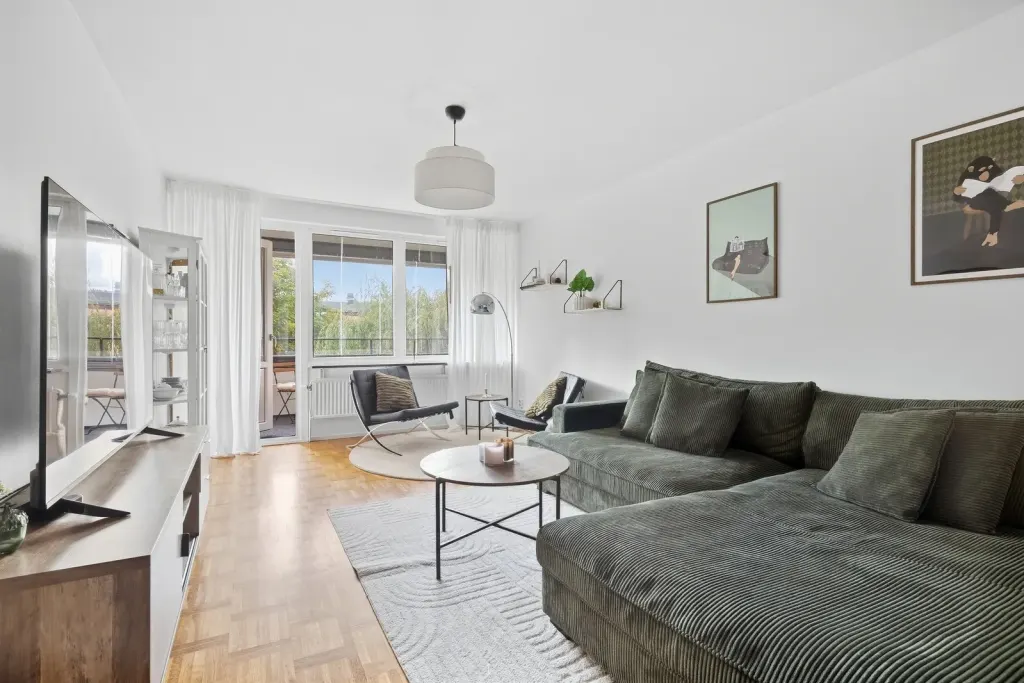 Bostadsrätt med 2 rum på Herrgårdsvägen 18B i Upplands Väsby, bild 3 av 4