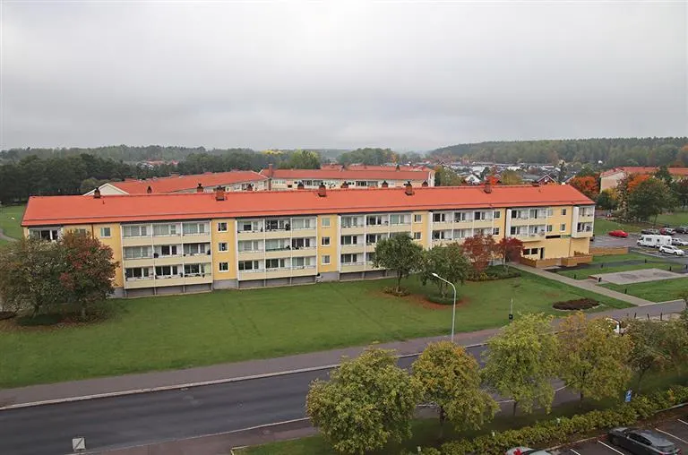 Hyresrätt med 2 rum på Furuvägen 1 D i Köping, bild 3 av 3