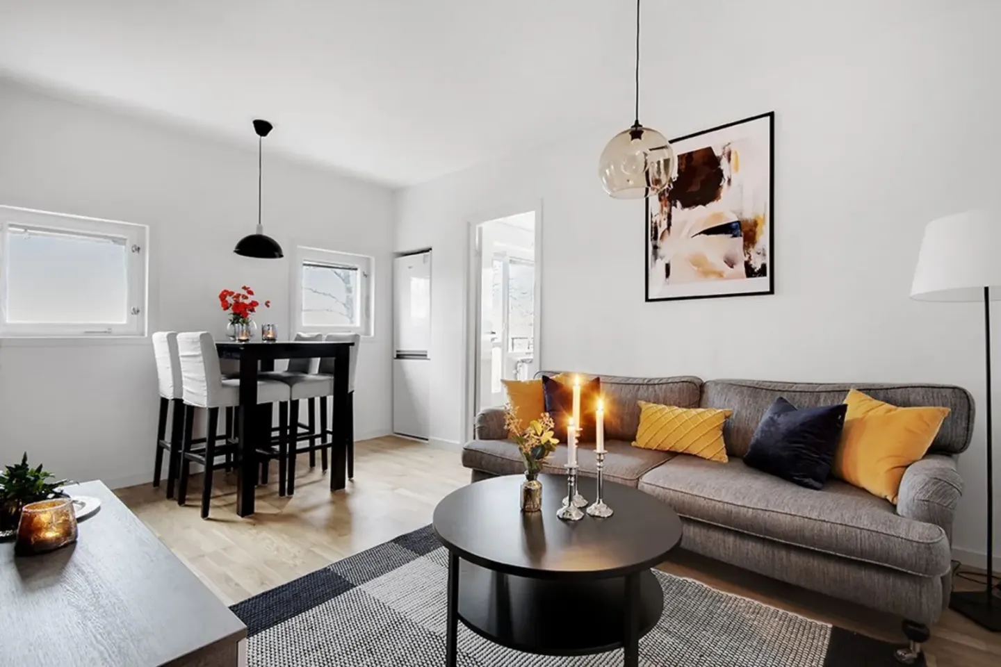 Bostadsrätt med 2 rum på Vittangigatan 9 i Stockholm, bild 2 av 4