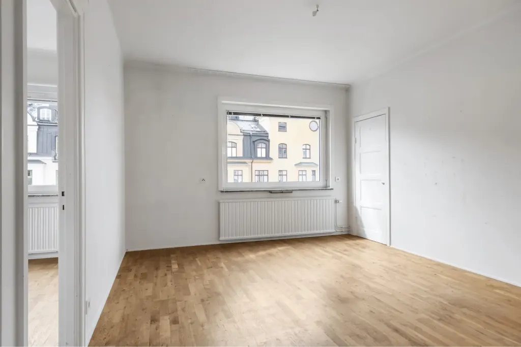 Bostadsrätt med 1 rum på Kungsklippan 12 i Stockholm, bild 2 av 4