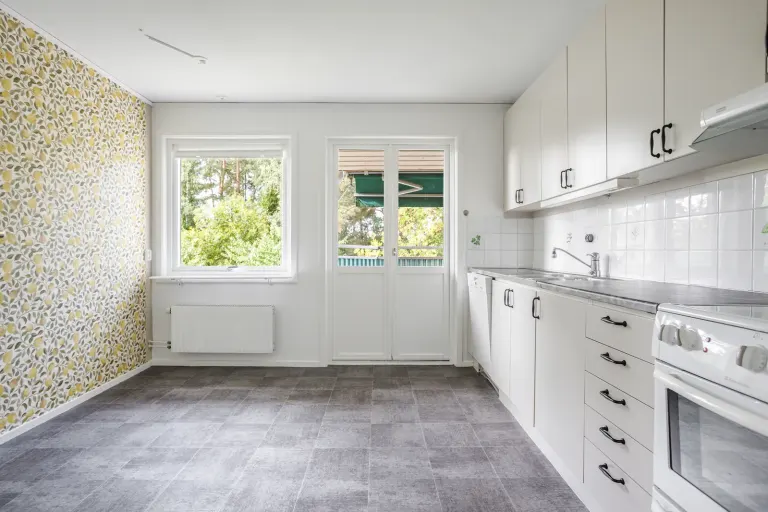 Bostadsrätt med 3 rum på Värnamovägen 32 i Jönköping, bild 3 av 4