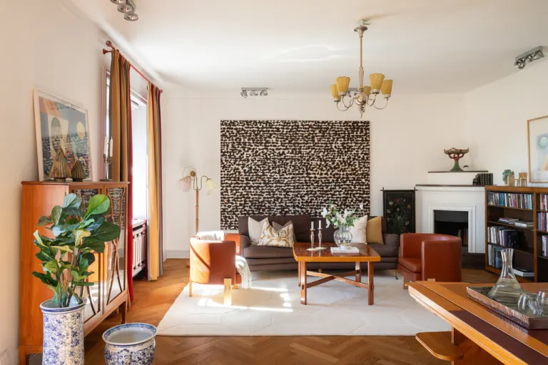 Bostadsrätt med 6 rum på Strandvägen 67 i Stockholm, bild 2 av 5