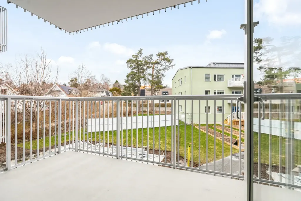 Bostadsrätt med 3 rum på Drivbänksvägen 13B i Stockholm, bild 4 av 4