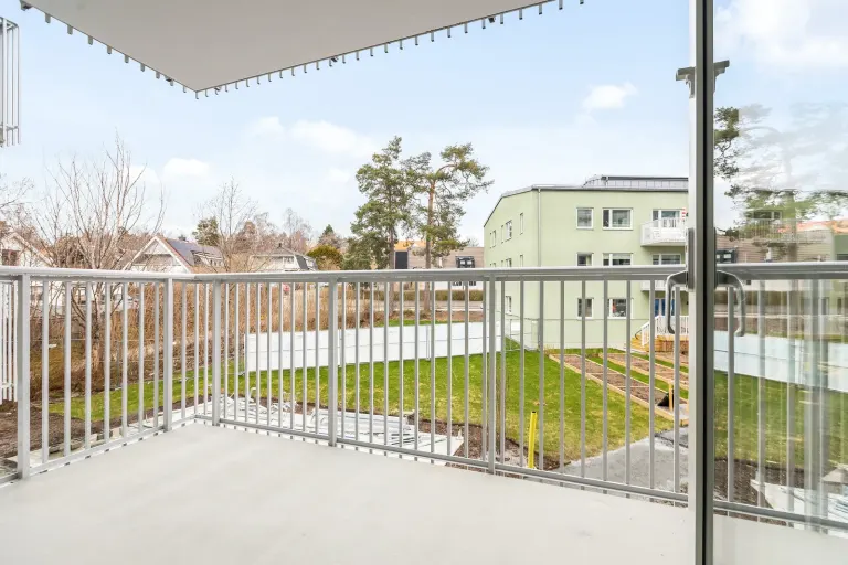 Bostadsrätt med 3 rum på Drivbänksvägen 13B i Stockholm, bild 4 av 4