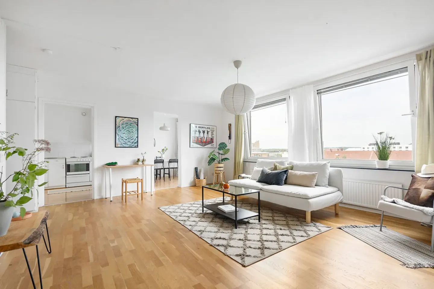 Bostadsrätt med 2 rum på Aspnäsvägen 12 i Järfälla