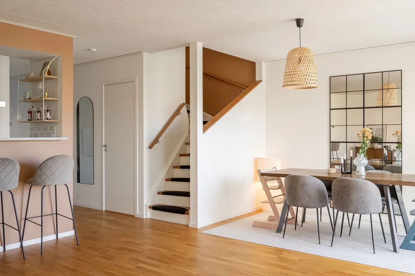 Bostadsrätt med 5 rum på Hägnadsgatan 61 i Skövde