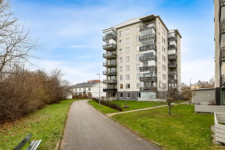 Bostadsrätt med 3 rum på Lertagsgatan 54 i Örebro, bild 2 av 4