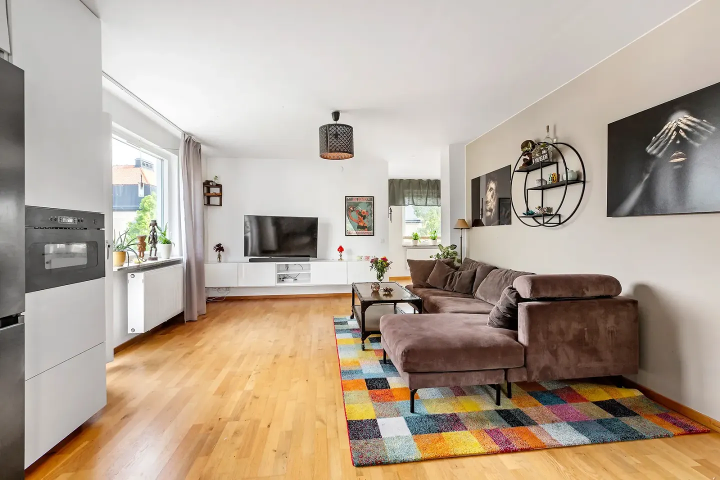 Bostadsrätt med 2 rum på Riddersviksvägen 113 i Stockholm, bild 2 av 4