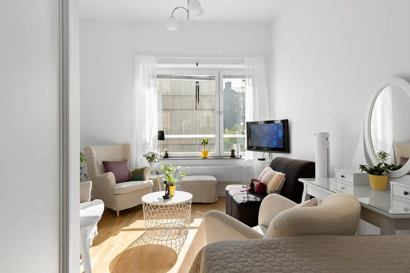 Bostadsrätt med 1 rum på Salviatorget 2 i Göteborg, bild 2 av 4
