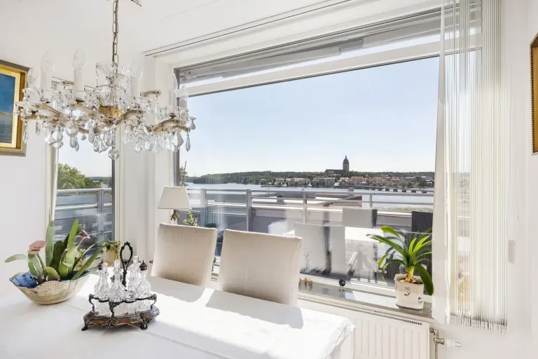 Bostadsrätt med 4 rum på Frejastråket 7 i Strängnäs, bild 4 av 4