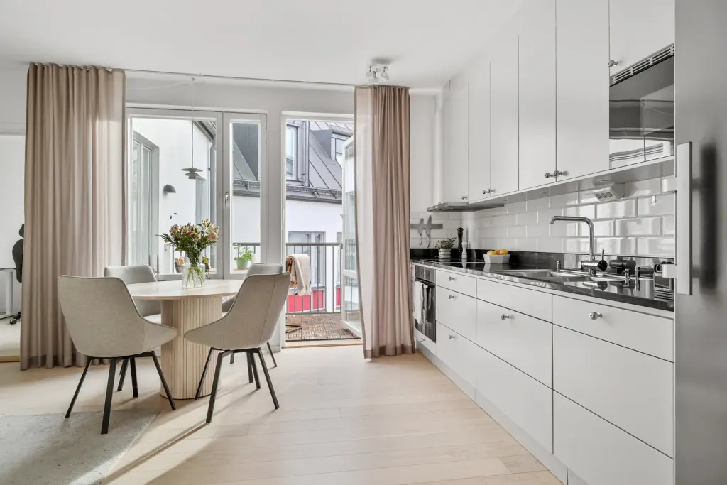 Bostadsrätt med 3 rum på Kung Agnes väg 24 4 tr i Sollentuna, bild 2 av 4