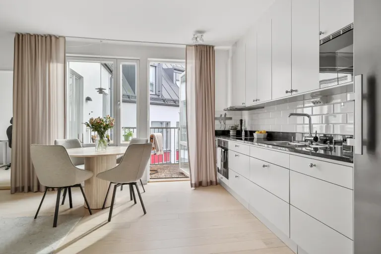 Bostadsrätt med 3 rum på Kung Agnes väg 24 4 tr i Sollentuna, bild 2 av 4