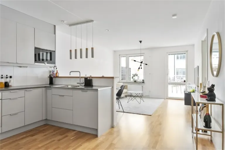 Bostadsrätt med 2 rum på Hättkvarnsgatan 5 i Järfälla, bild 3 av 4