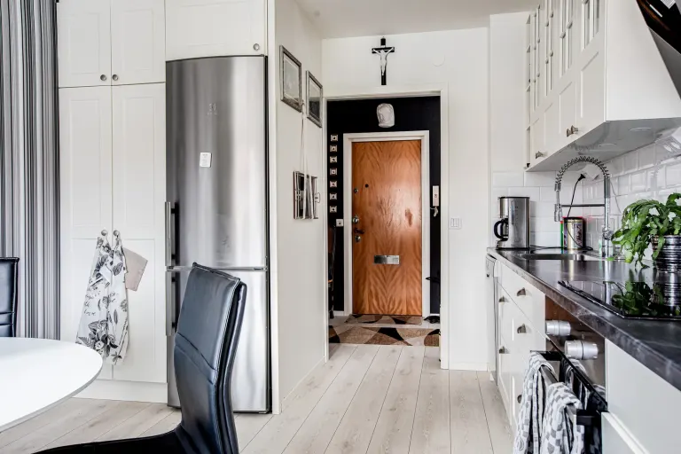 Bostadsrätt med 2 rum på Slottsgatan 131 i Norrköping, bild 2 av 4