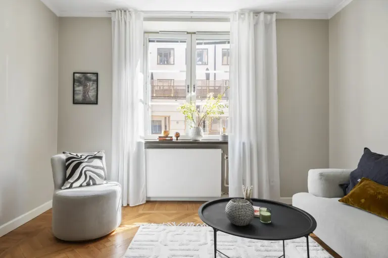 Bostadsrätt med 1,5 rum på Svarvargatan 3 i Stockholm, bild 2 av 4