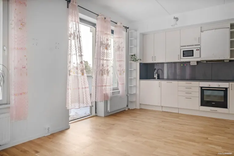 Bostadsrätt med 2 rum på Tingstorget 1 i Botkyrka, bild 3 av 5