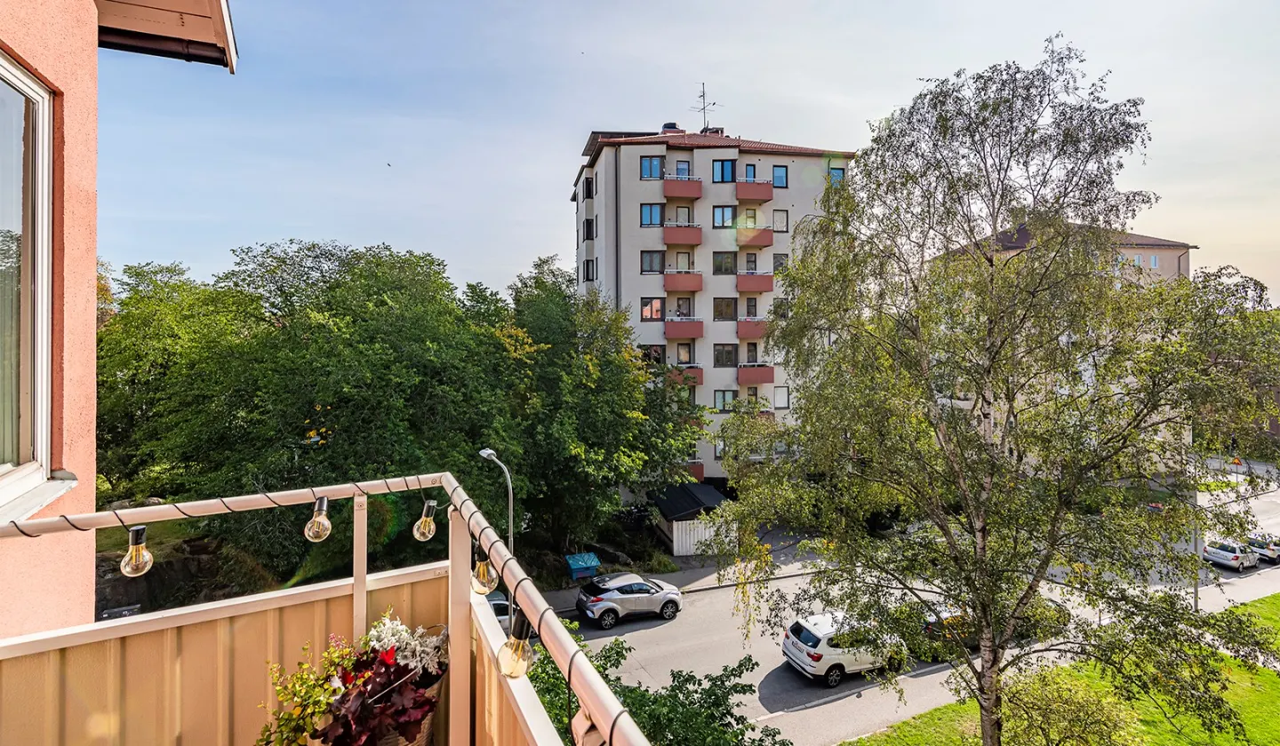 Bostadsrätt med 2 rum på Pastellvägen 18 i Stockholm