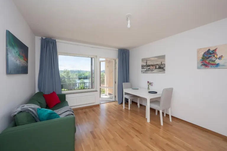 Bostadsrätt med 1,5 rum på Varvsvägen 13 i Huddinge