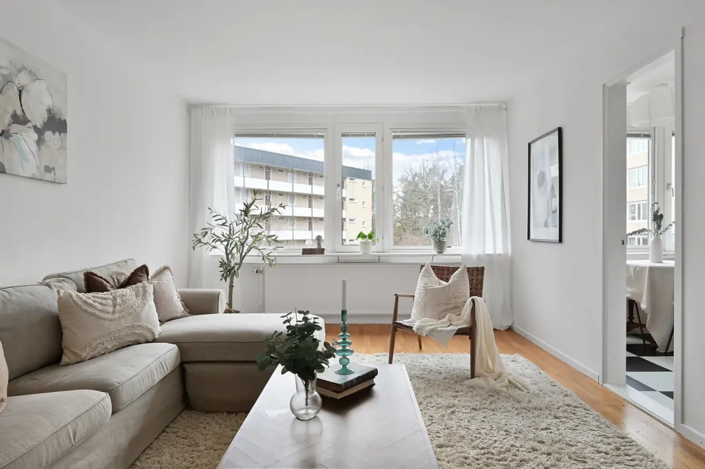 Bostadsrätt med 2 rum på Loftvägen 12 i Huddinge, bild 3 av 4