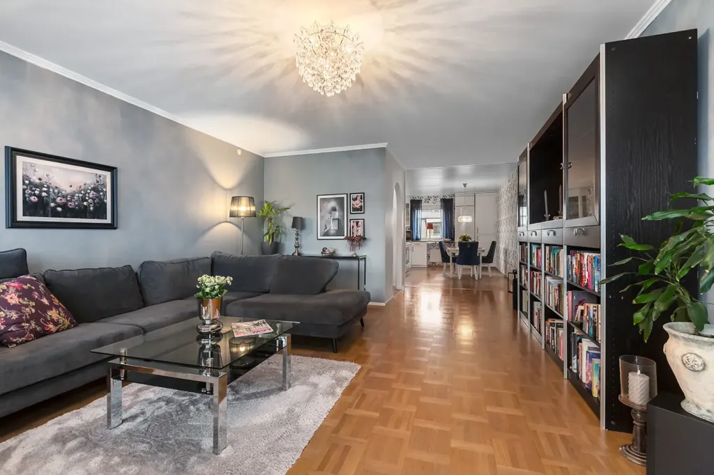 Bostadsrätt med 3 rum på Axvägen 65 i Järfälla, bild 4 av 4