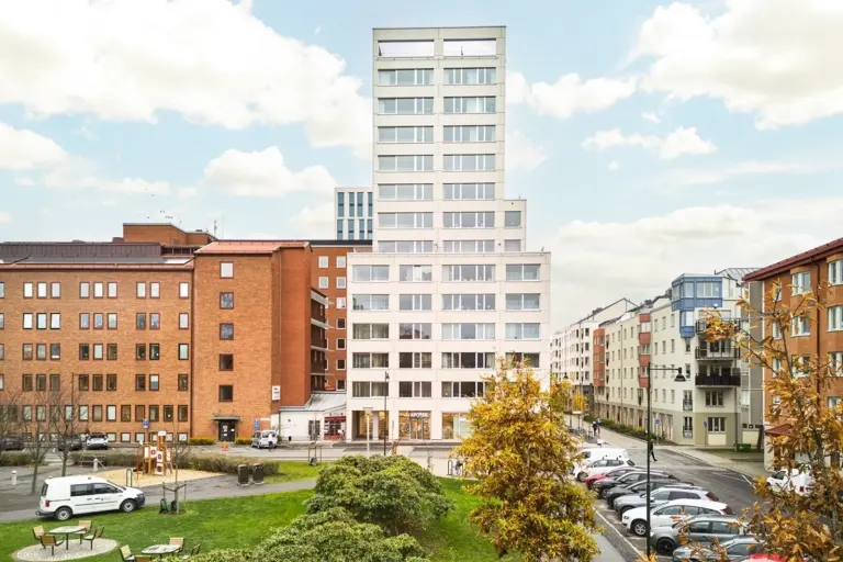 Bostadsrätt med 4 rum på Lasarettsgatan 12 - 1701 i Jönköping, bild 2 av 4