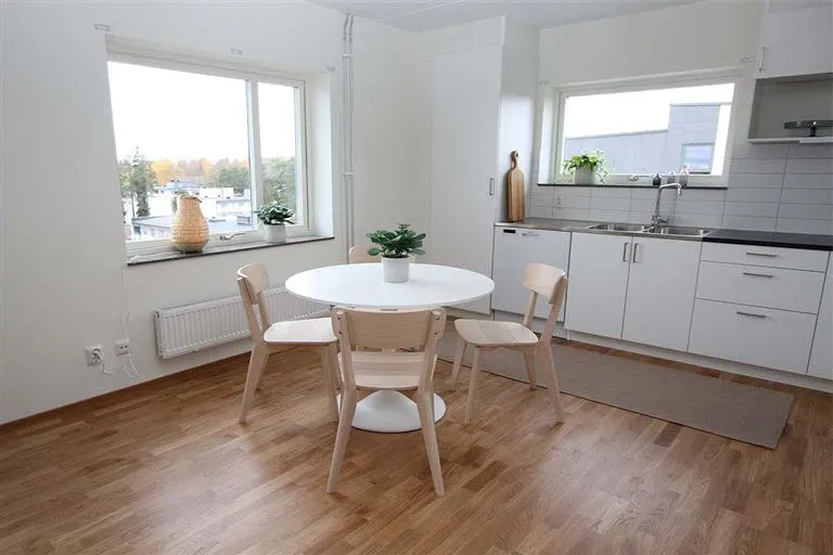 Hyresrätt med 3 rum på Nydalavägen 66 i Växjö, bild 2 av 5