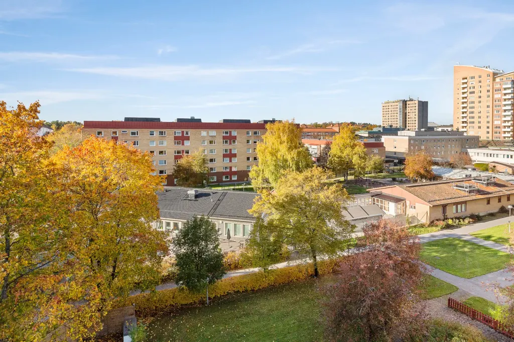 Bostadsrätt med 3 rum på Tornérvägen 7 i Järfälla, bild 2 av 4