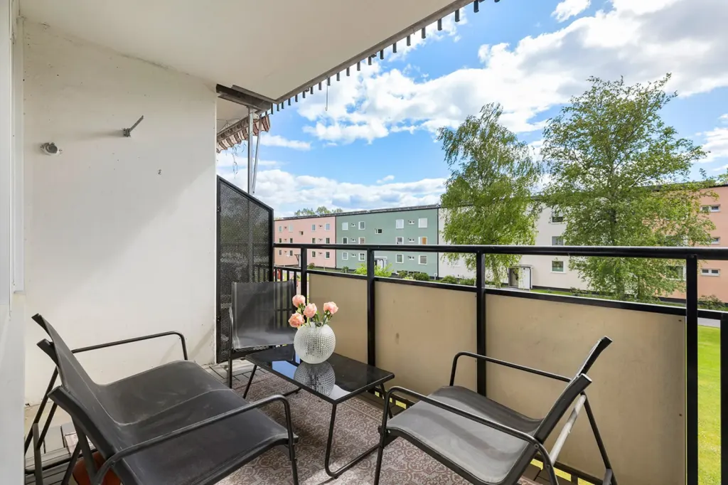 Bostadsrätt med 3 rum på Minutgränd 9 i Järfälla, bild 3 av 4