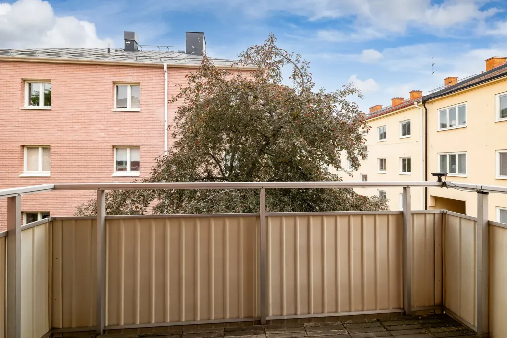 Bostadsrätt med 1 rum på Schantzgatan 8 i Örebro, bild 2 av 4