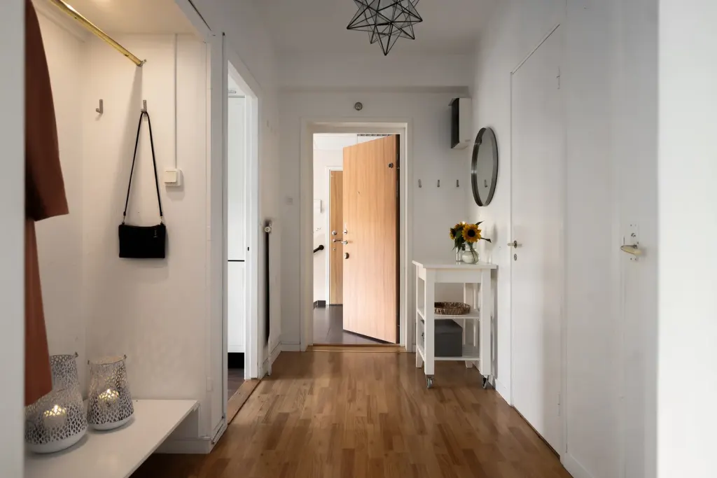 Bostadsrätt med 1 rum på Centralgatan 26D i Nynäshamn, bild 3 av 4
