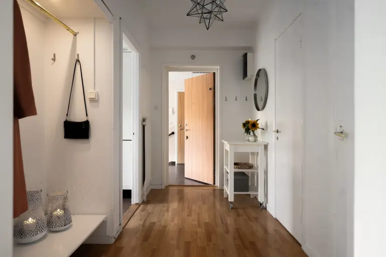 Bostadsrätt med 1 rum på Centralgatan 26D i Nynäshamn, bild 3 av 4