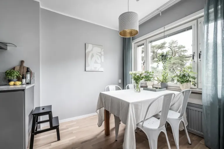 Bostadsrätt med 2 rum på Gränsvägen 18 i Haninge, bild 2 av 4