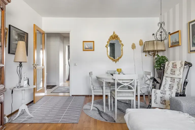 Bostadsrätt med 2 rum på Bispmotalagatan 29D i Motala, bild 3 av 4