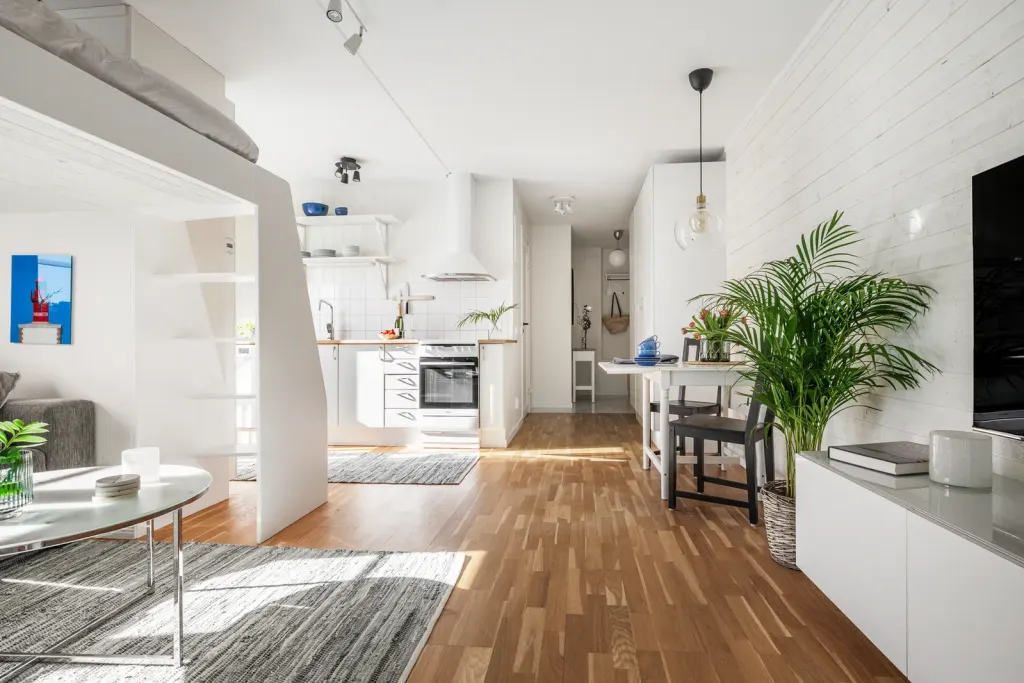 Bostadsrätt med 1 rum på De la Gardies väg 10 i Värmdö, bild 2 av 4