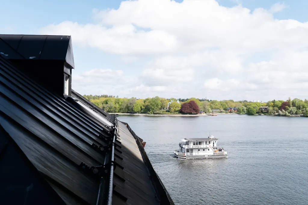 Bostadsrätt med 3 rum på Mjölnarvägen 26 i Nacka, bild 2 av 5