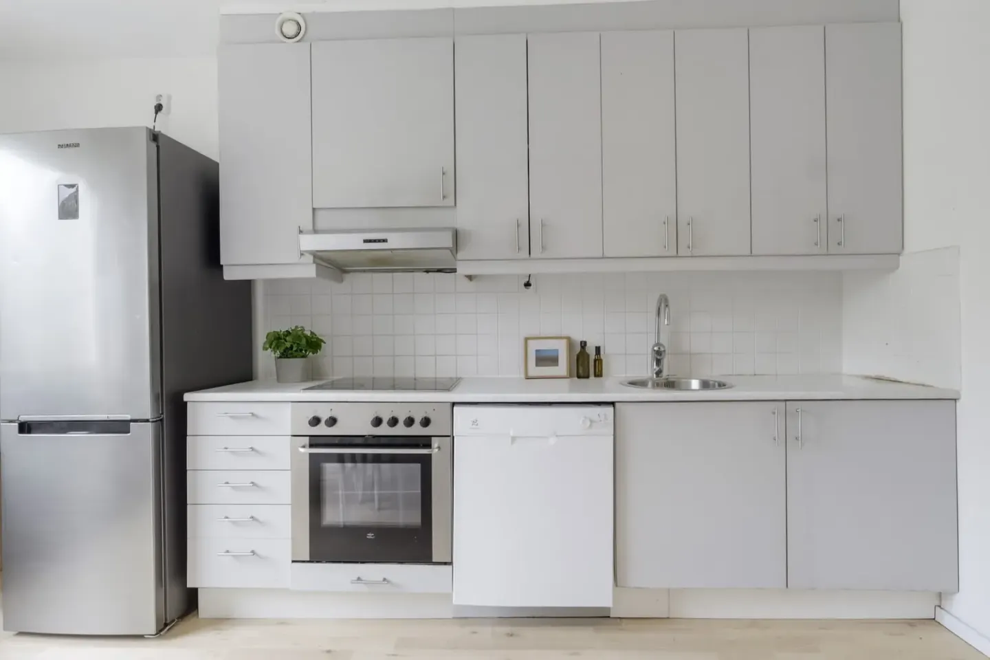 Bostadsrätt med 2 rum på Övre Hallegatan 42 i Göteborg, bild 3 av 4
