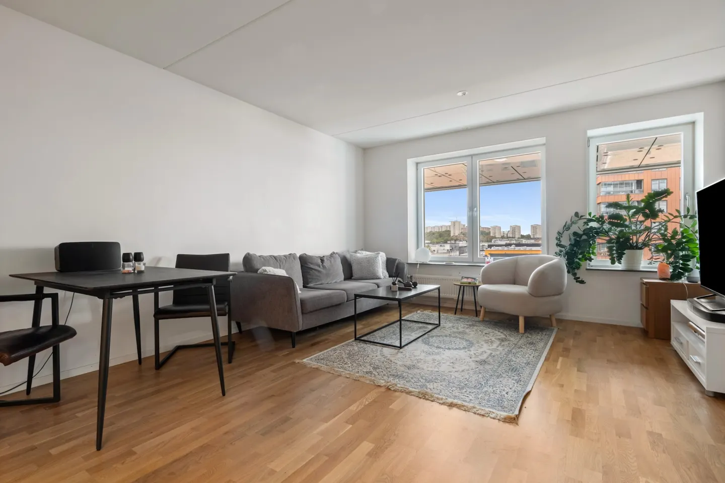 Bostadsrätt med 2 rum på Sjöviksvägen 144 i Stockholm