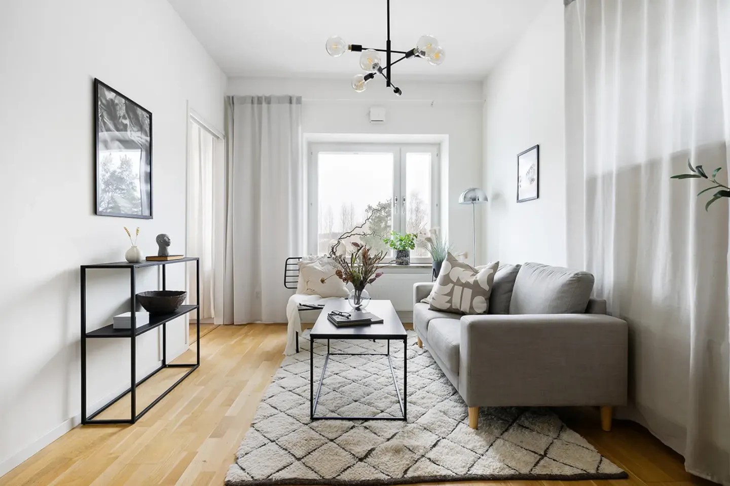 Bostadsrätt med 2 rum på Almbygatan 10 i Stockholm