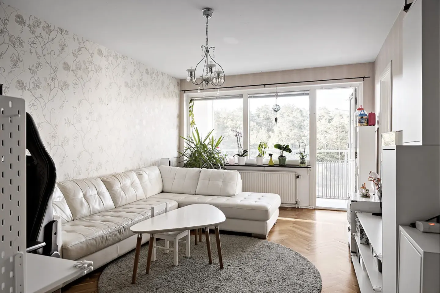 Bostadsrätt med 3 rum på Östra Midvintersgatan 18 i Göteborg, bild 2 av 4
