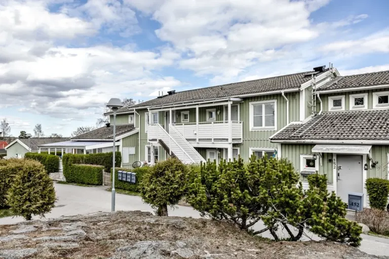 Bostadsrätt med 2 rum på Jaktvägen 149 i Upplands Väsby, bild 2 av 4
