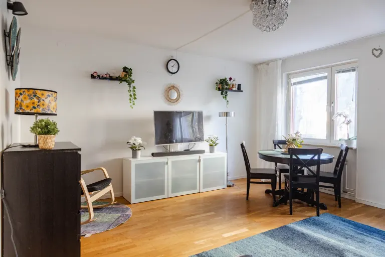 Bostadsrätt med 4 rum på Odensvigatan 1 i Västerås, bild 3 av 4