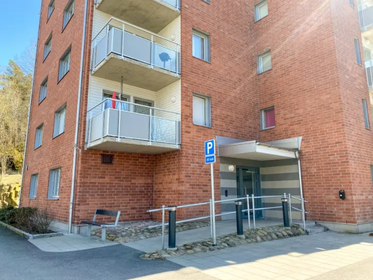Hyresrätt med 2 rum på Tureborgsvägen 23 i Uddevalla, bild 2 av 5