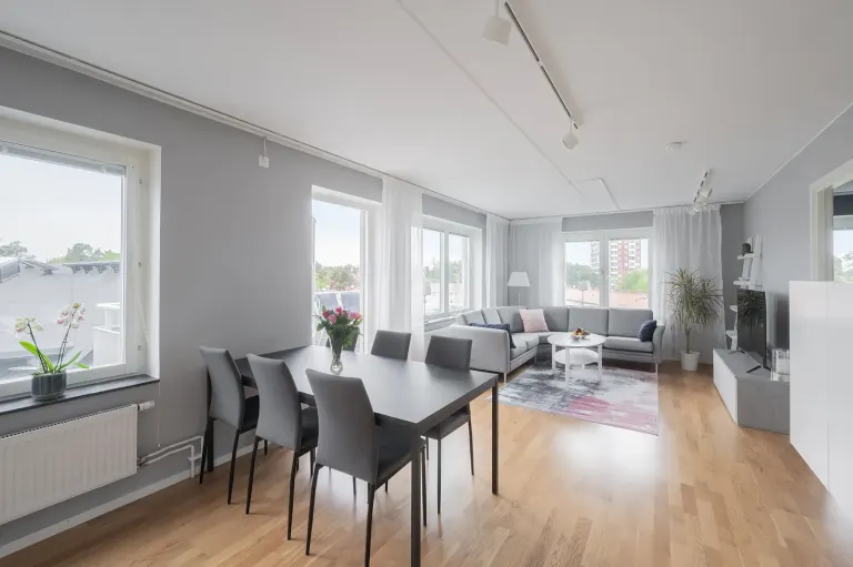 Bostadsrätt med 2 rum på Finslipargränd 15 i Huddinge, bild 3 av 4