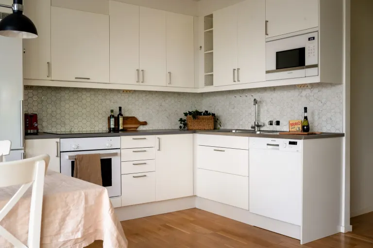 Bostadsrätt med 3 rum på Stenkvistavägen 10 i Stockholm, bild 5 av 5
