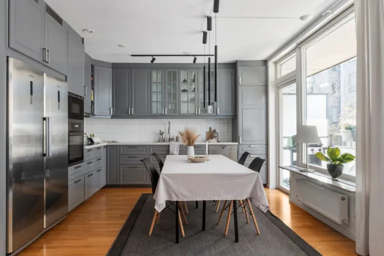 Bostadsrätt med 5 rum på Grönbrinksgatan 5 i Stockholm, bild 4 av 5